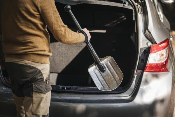 Fiskars Universalschaufel 70 cm leicht und robust ideal für Outdoor und Gartenarbeiten